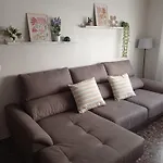 Feriado, Con Parking Incluido * 셀라