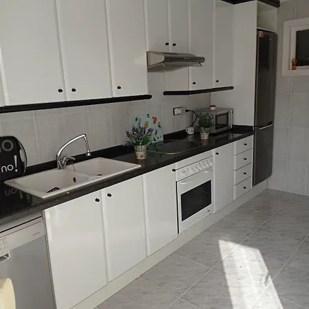 Feriado, Con Parking Incluido