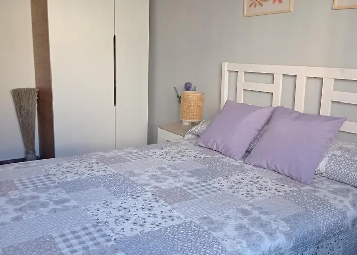 Feriado, Con Parking Incluido 셀라